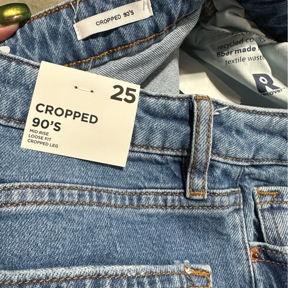 Forever 21 Cropped 90’s Jeans High Waisted - Picture 4 of 5